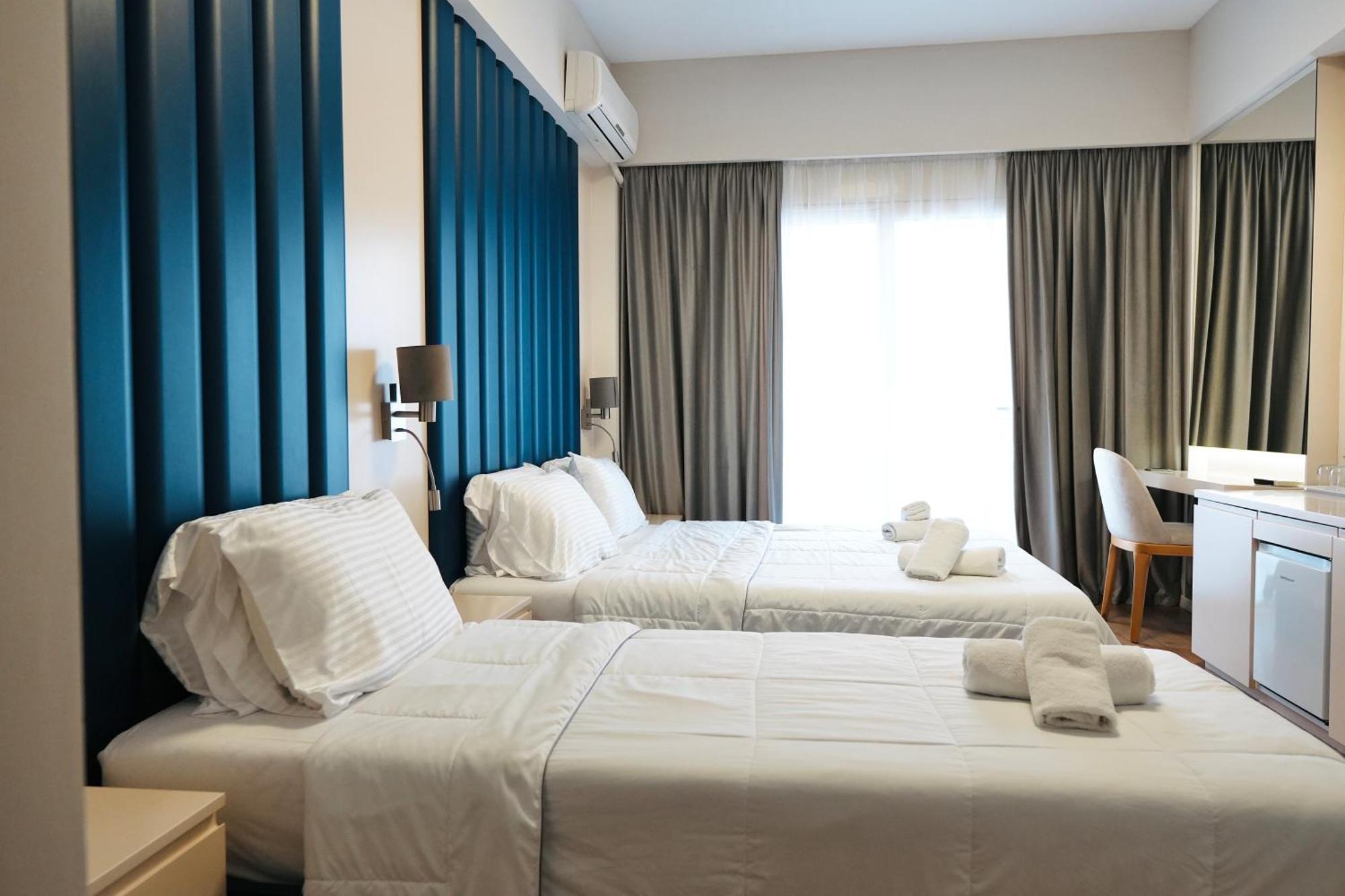 Hotel Blue Sky Saranda Kültér fotó
