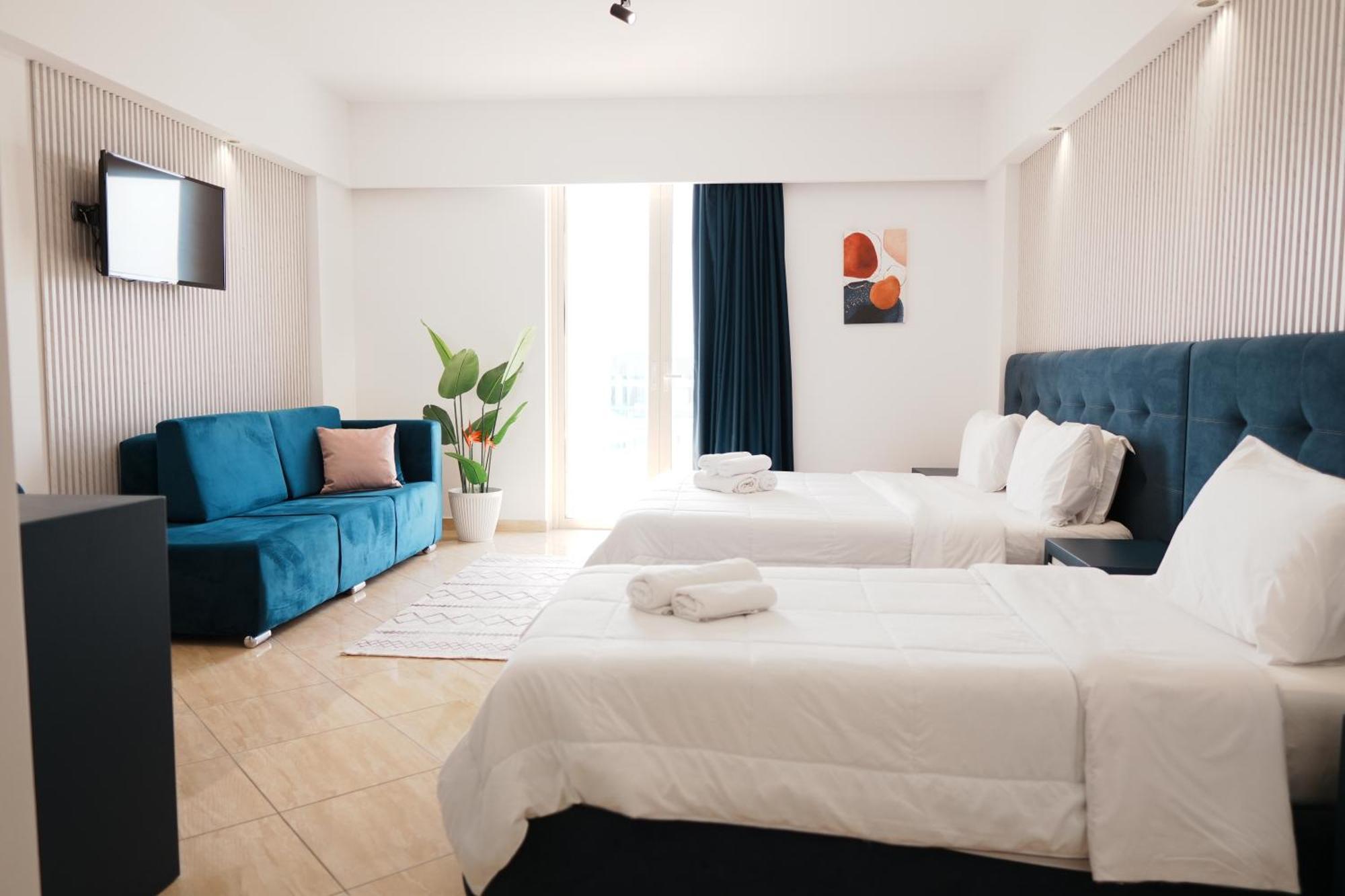 Hotel Blue Sky Saranda Kültér fotó