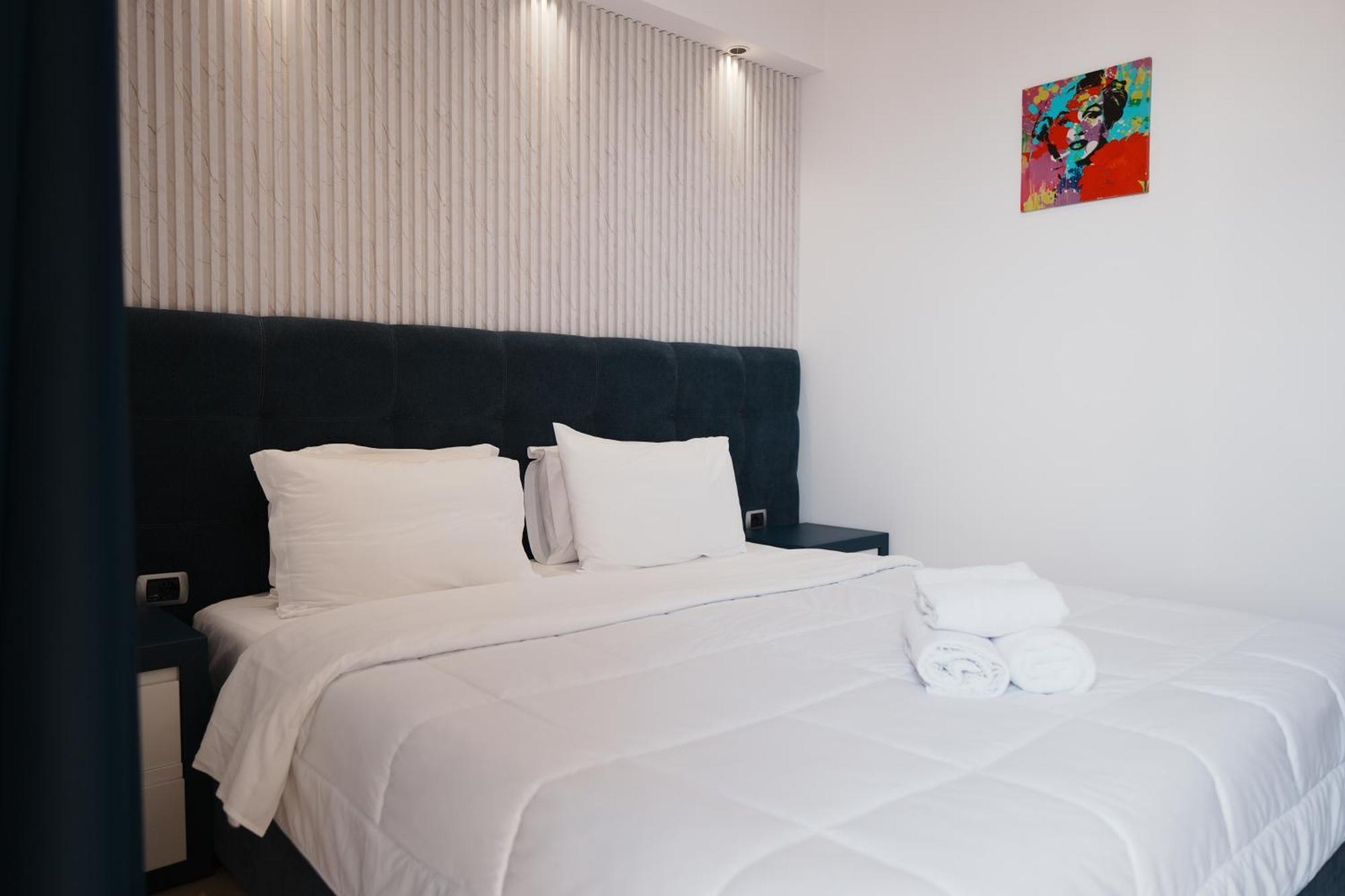 Hotel Blue Sky Saranda Kültér fotó