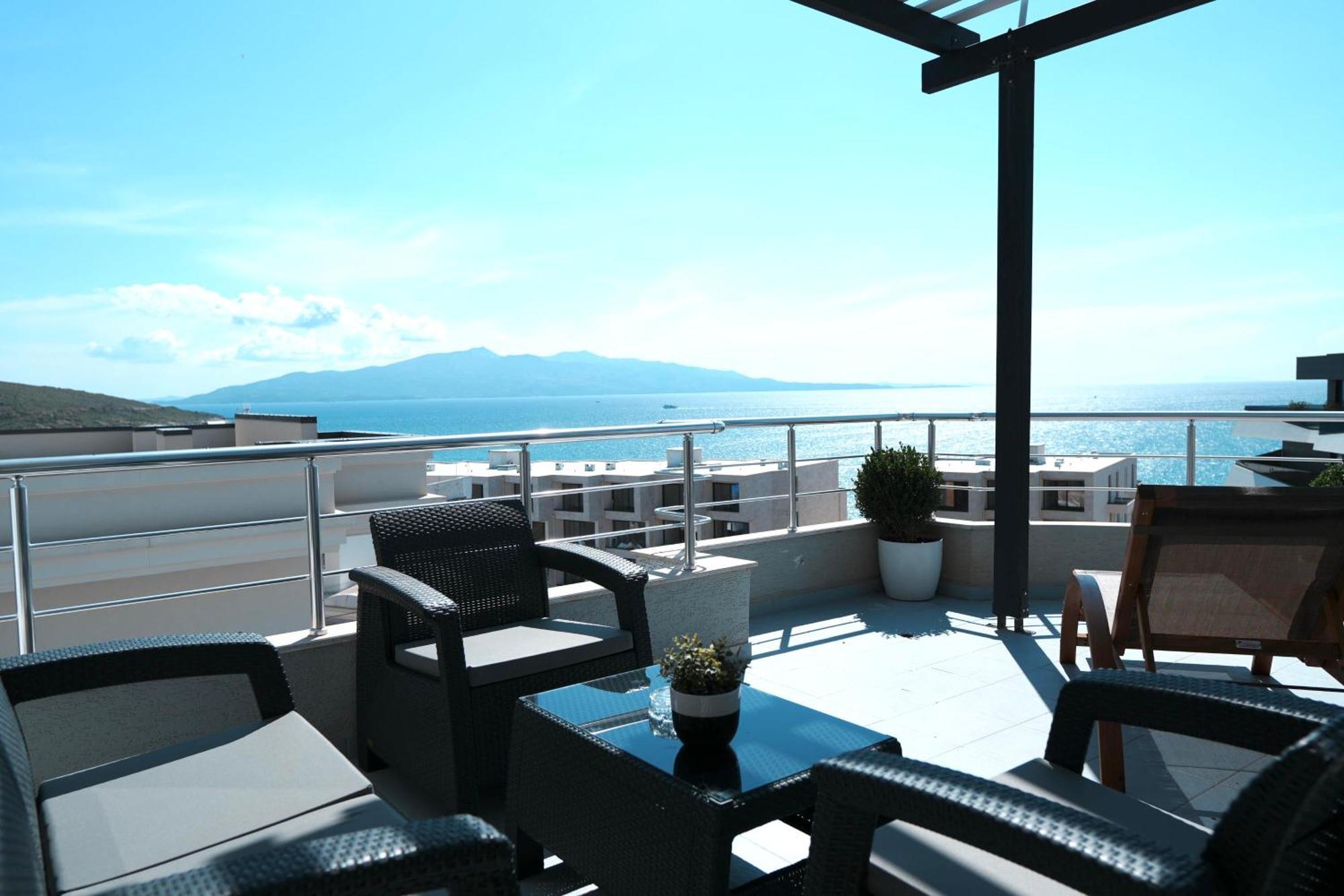 Hotel Blue Sky Saranda Kültér fotó